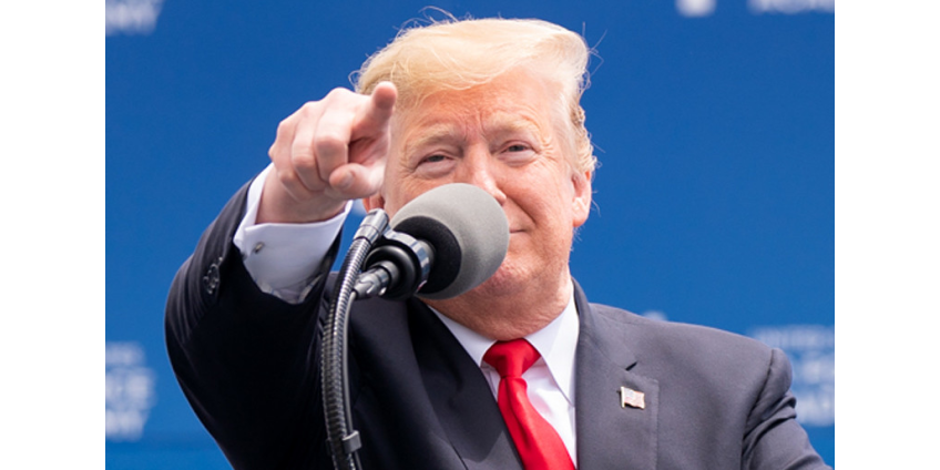 Трамп снова потребовал от Мексики ограничить поток иммигрантов в США