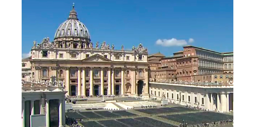 Папа Римский впервые назначил женщин на работу в постоянном секретариате Синода Католической церкви Папа Римский впервые назначил женщин на работу в постоянном секретариате Синода Католической церкви