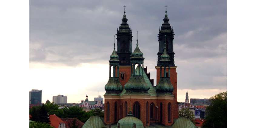 Суд в Польше обязал священников передать следствию документы по делу о педофилии