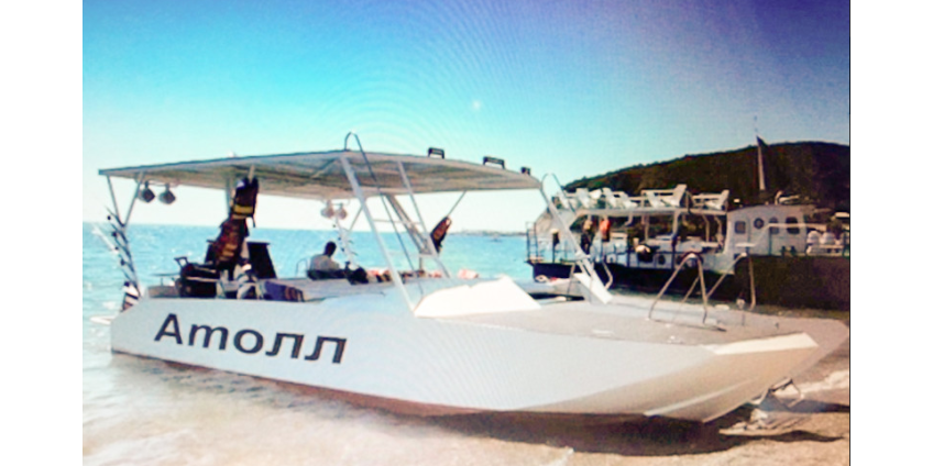 Затонувший в Черном море прогулочный катер, две пассажирки которого погибли, был перегружен в пять раз