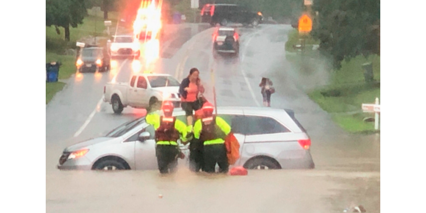 Потоп в Вашингтоне и пригородах: затоплены дороги, протекли станции метро и даже Белый дом