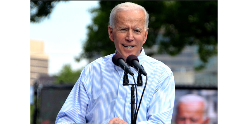 У претендента на пост президента США Байдена "не все дома", считает Трамп