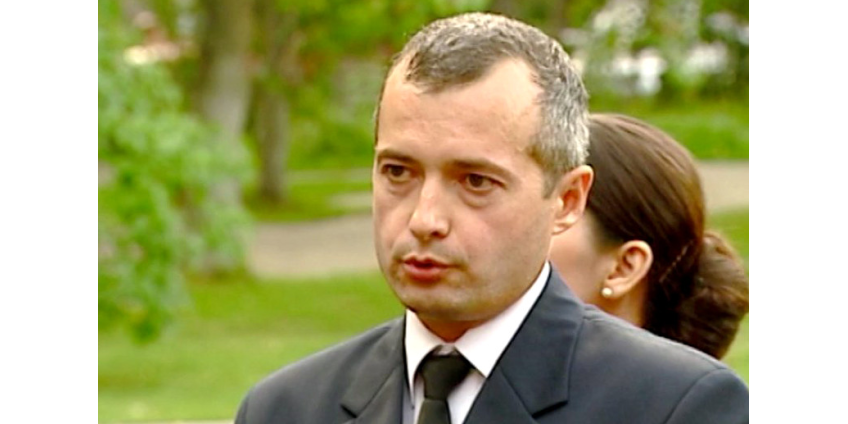 Путин присвоил звания Героев России летчикам самолета, совершившего аварийную посадку в Подмосковье