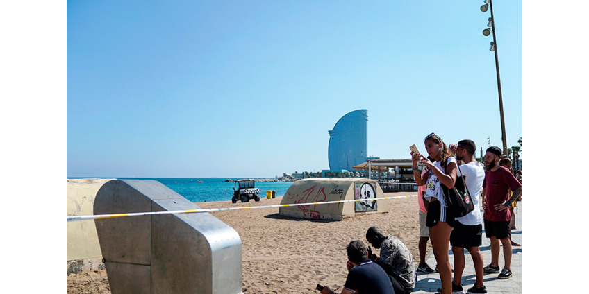 В Барселоне эвакуировали пляж из-за взрывного устройства в море