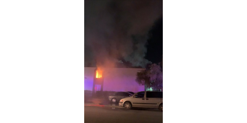 19 человек пострадали в результате пожара в квартире в центре Лас-Вегаса