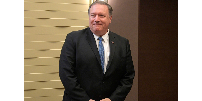 Госсекретаря Помпео обвинили в неисполнении требований в рамках начатой процедуры импичмента президента Трампа