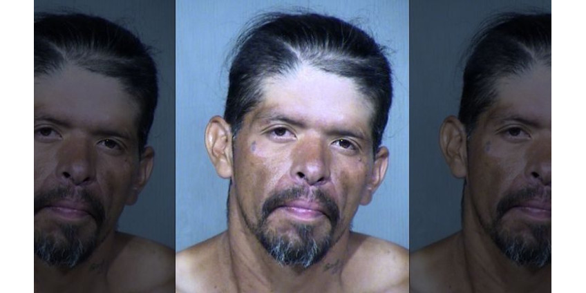 В Финиксе задержан мужчина, пытавшийся зарезать двух женщин