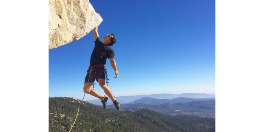 Один из самых известных соло-скалолазов мира погиб, обзаведясь напарником