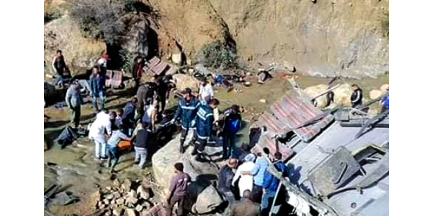 23 человека погибли в ДТП с туристическим автобусом в Тунисе