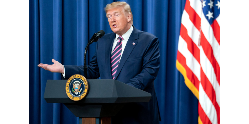 Процедура импичмента серьезно затруднила работу с иностранными лидерами, сказал Дональд Трамп