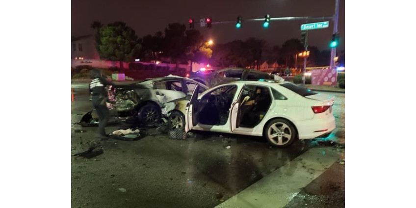 4 погибших в результате столкновения 7 автомобилей на перекрестке на западе Лас-Вегаса