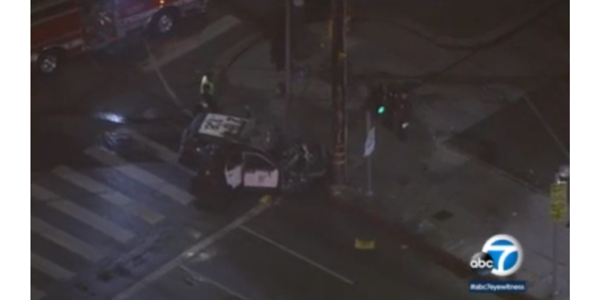 2 сотрудника полиции Лос-Анджелеса получили ранения после столкновения во время преследования подозреваемого