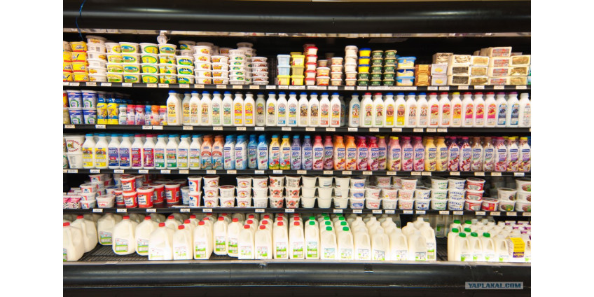 Жители Лос-Анджелеса начали массово скупать товары в супермаркетах