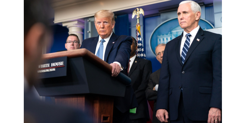 Трамп захотел ослабить меры против коронавируса в стремлении спасти экономику