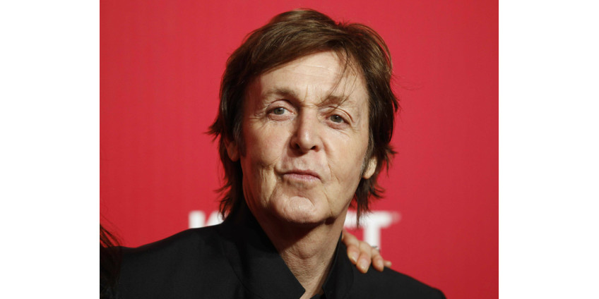 Текст песни Hey Jude, написанный рукой Пола МакКартни, продан с аукциона за $910 тыс.