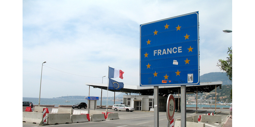 Границы стран Шенгенской зоны могут остаться на замке до сентября