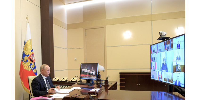 Путин поручил правительству разработать план выхода из коронавирусного экономического кризиса к 1 июня