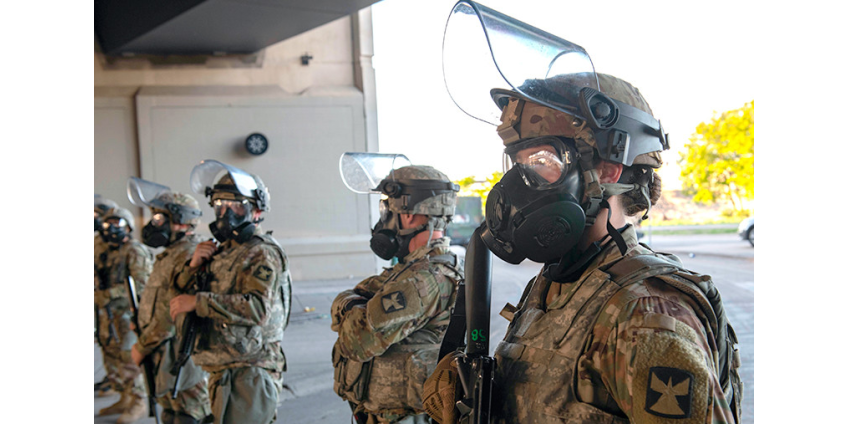 В Миннесоте из-за протестов впервые со времен Второй мировой войны объявлена полная мобилизация Нацгвардии