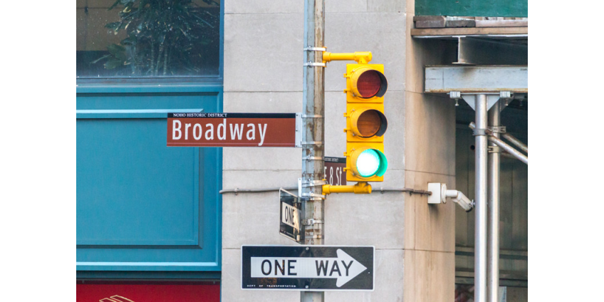 Театры Бродвея будут закрыты до конца года из-за пандемии