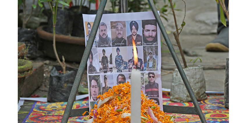 Индия и Китай укрепляют спорный участок границы после столкновения