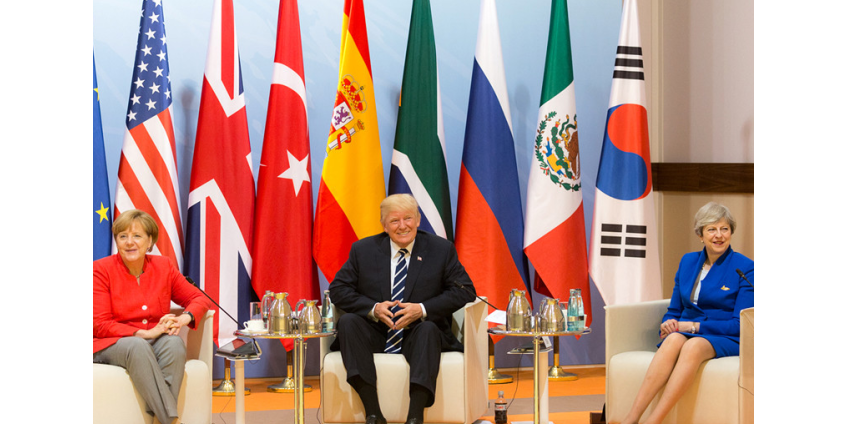 CNN: Трамп в телефонных разговорах называл Меркель и Мэй "дурами"