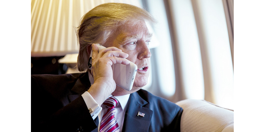 Трамп из-за пандемии решил проводить предвыборные митинги по телефону