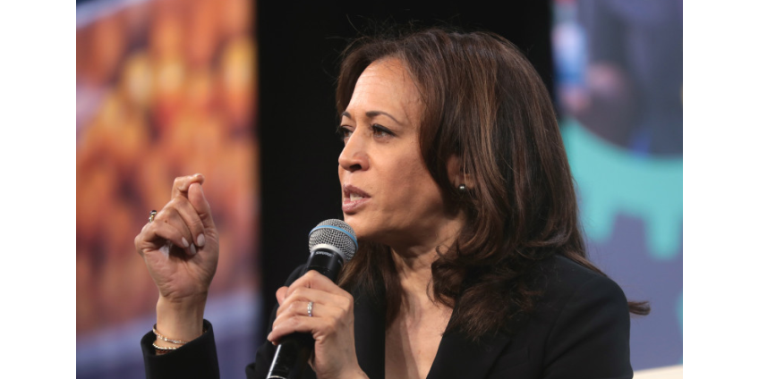 Байден выбрал кандидатом в вице-президенты темнокожую женщину-сенатора Камалу Харрис