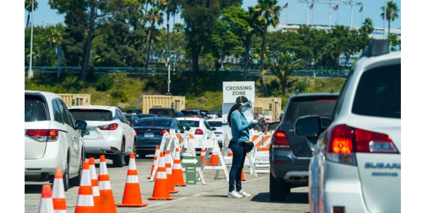 Округ Лос-Анджелес сообщает еще о 35 случаях смерти от COVID-19, число госпитализаций падает