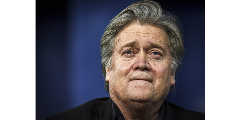 Экс-помощника Трампа арестовали за мошенничество с пожертвованиями на строительство стены на границе с Мексикой