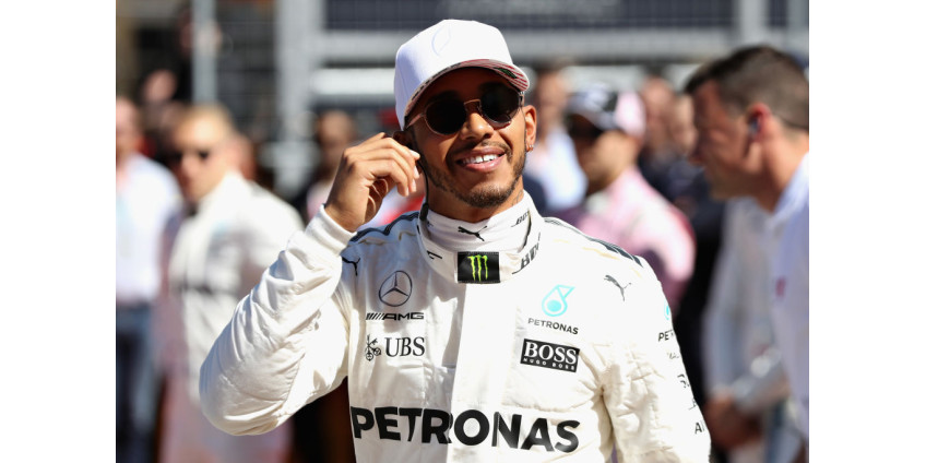 Льюис Хэмилтон повторил рекорд Михаэля Шумахера