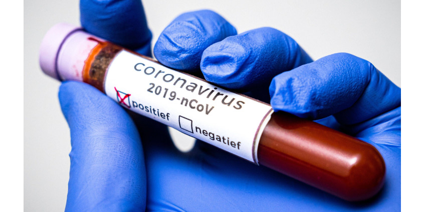 В округе Кларк объявили о 890 новых случаях COVID-19