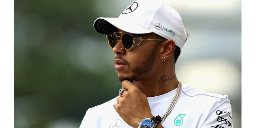 Хэмилтон сравнялся с Шумахером по количеству чемпионских титулов