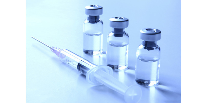 Великобритания первой в мире выдала лицензию на широкое применение вакцины Pfizer и BioNTech