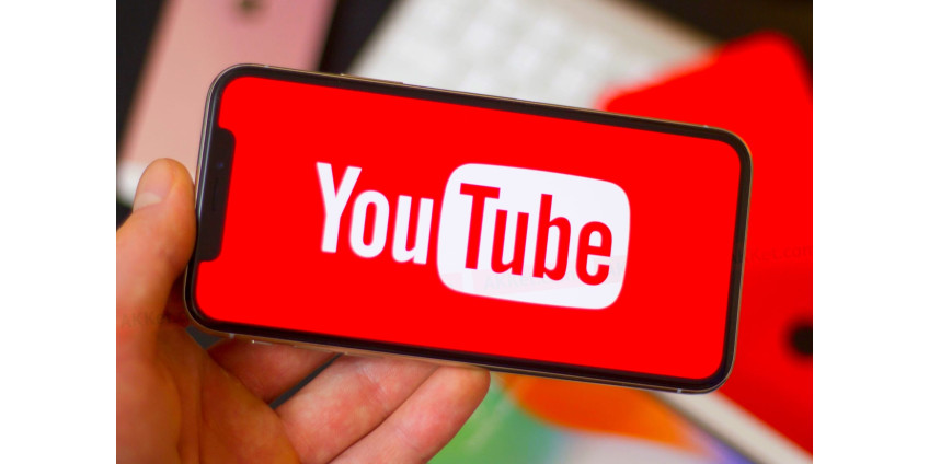 YouTube покажет первые 19 фильмов о Джеймсе Бонде бесплатно