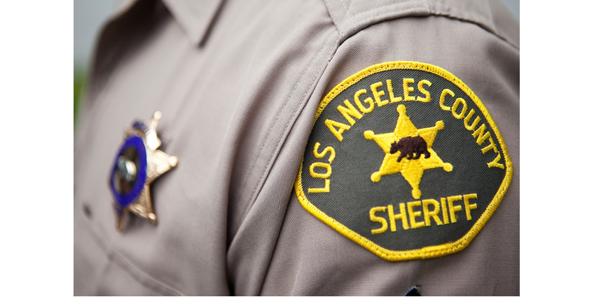 Полиция Лос-Анджелеса арестовала 158 человек на подпольной вечеринке