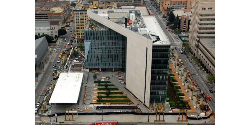 Мужчина застрелен в Восточном Лос-Анджелесе в канун Рождества