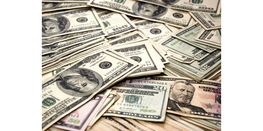 Губернатор Аризоны выделяет дополнительные $ 2 млн на финансирование ресторанов во время пандемии