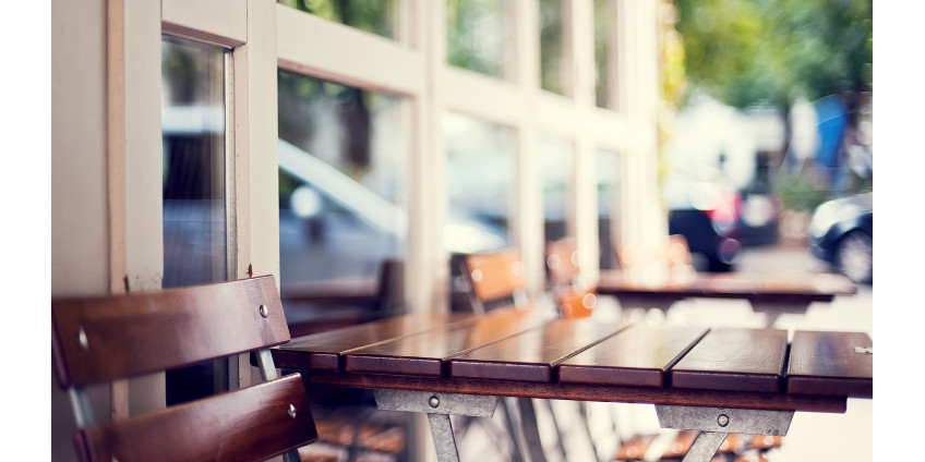 В Лос-Анджелесе разрешили работу кафе на открыто воздухе, но с ограничениями