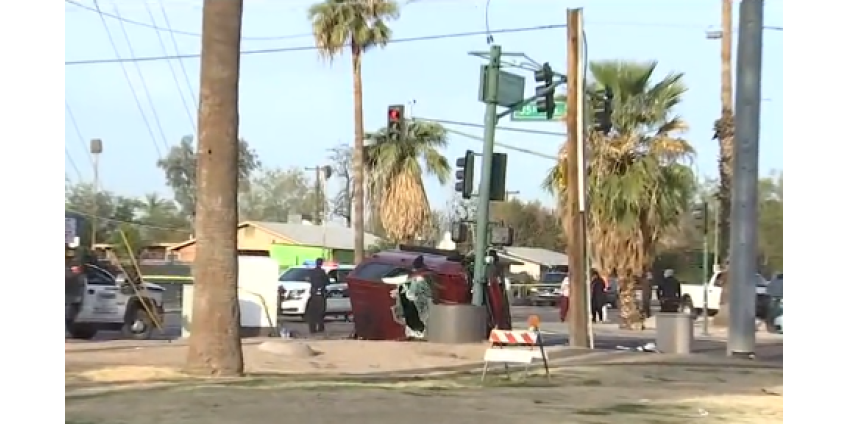 Пять человек пострадали в результате серьезной аварии в Финиксе