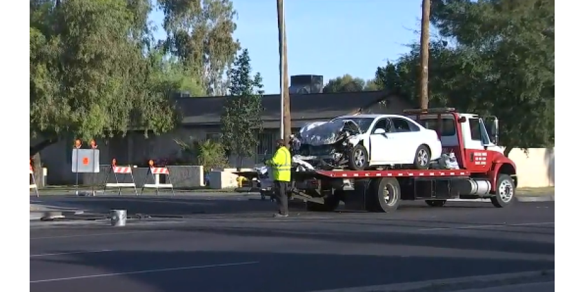 В результате лобового столкновения в Финиксе 5 человек попали в больницу