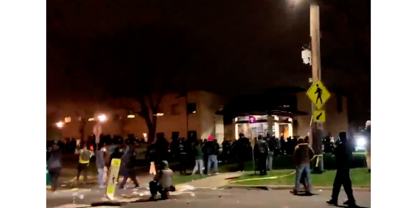 Гибель чернокожего водителя от рук полицейского в Миннесоте стала поводом для новых акций протеста