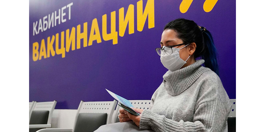 В правительстве РФ допустили снятие коронавирусных ограничений "в очень ближайшее время", но с оговорками