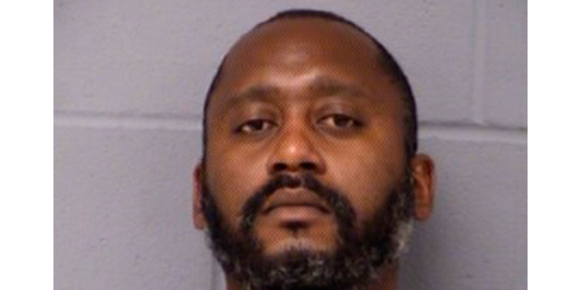 Шесть человек погибли в США в ходе двух инцидентов со стрельбой, один из стрелявших - бывший полицейский