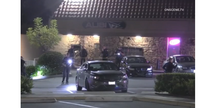 Три человека получили ранения после драки на парковке бара в Ла-Меса