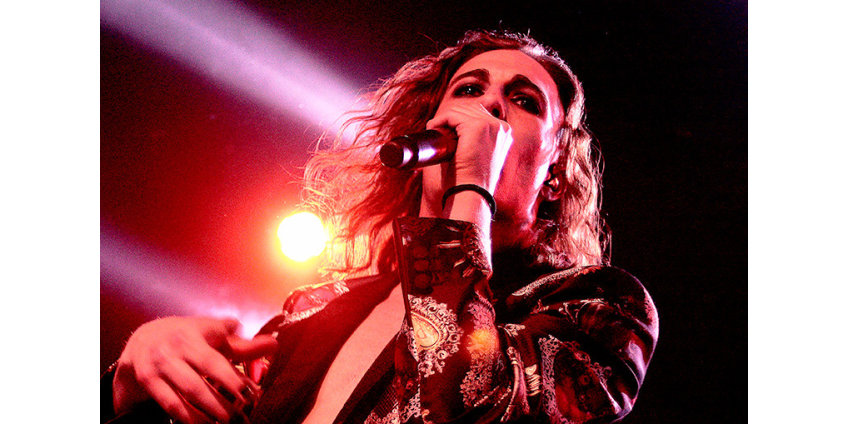 Солиста группы Måneskin, победившей на "Евровидении", заподозрили в употреблении наркотиков