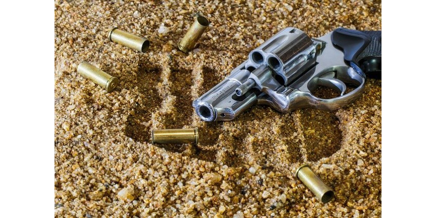 Два человека погибли в перестрелке на мероприятии в честь Дня памяти