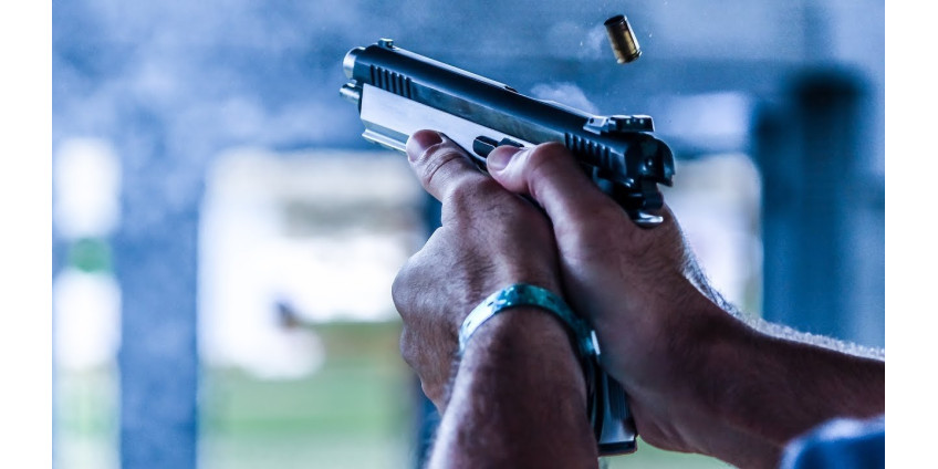 В Чикаго в результате стрельбы пострадали десять человек