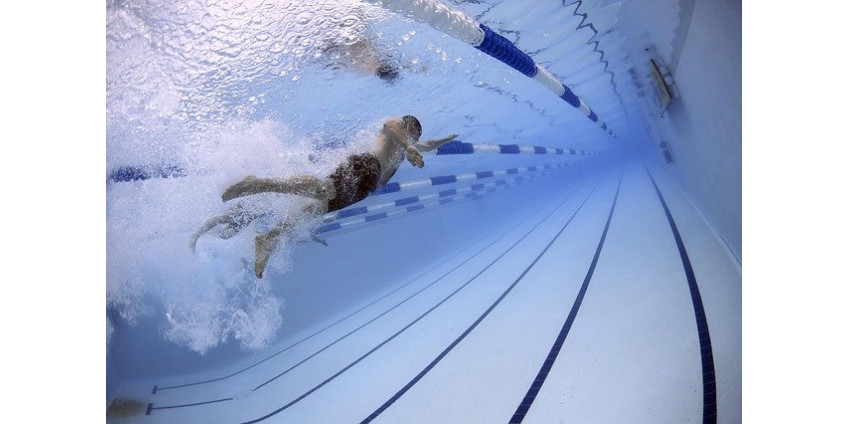 Лос-Анджелес вновь открывает порядка трех десятков бассейнов к началу жары