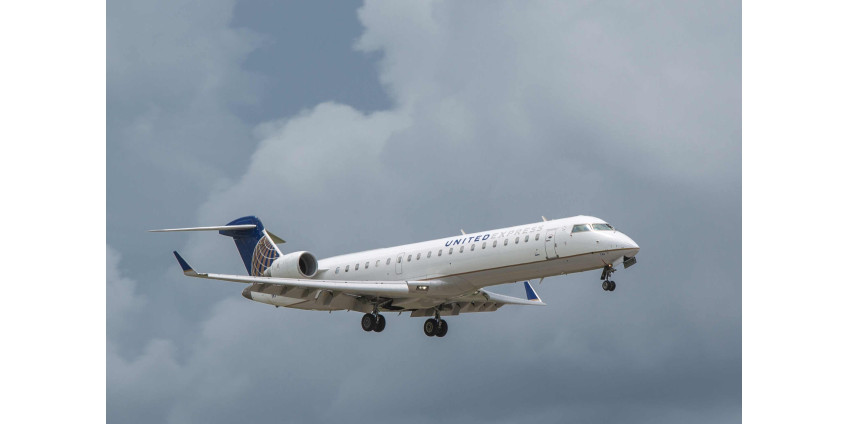 В Лос-Анджелесе пассажир выпрыгнул из шедшего на взлет самолета