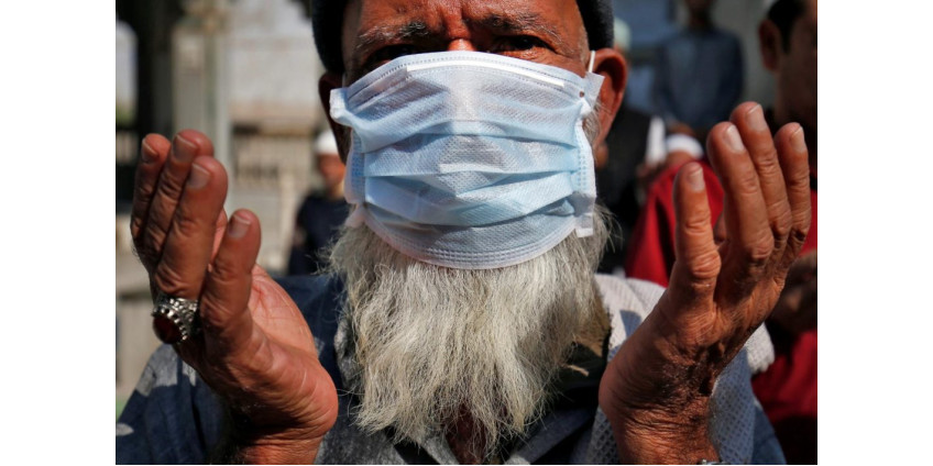 Число погибших от коронавируса в Индии превысило 400 тысяч